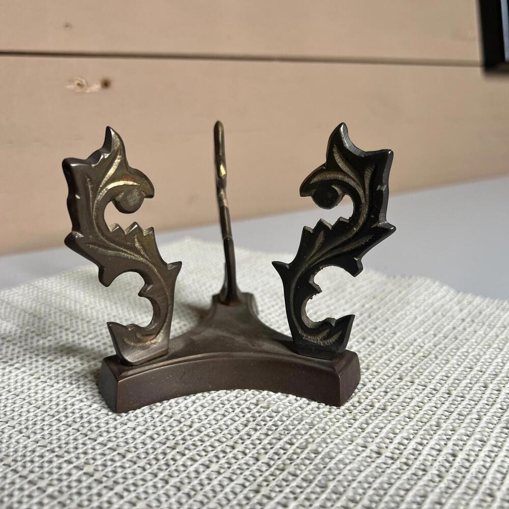 Vintage Brass Display Holder Swirl Leaf Dragon Hollywood Regency Made in India‎